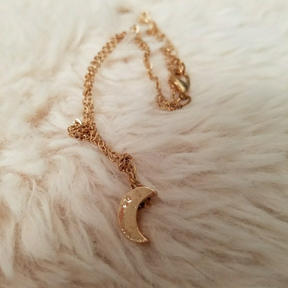 Jewelry - Moon necklace 🌛
